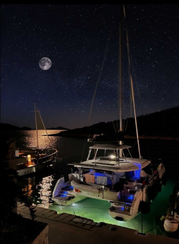 Half & Full Day Cruises